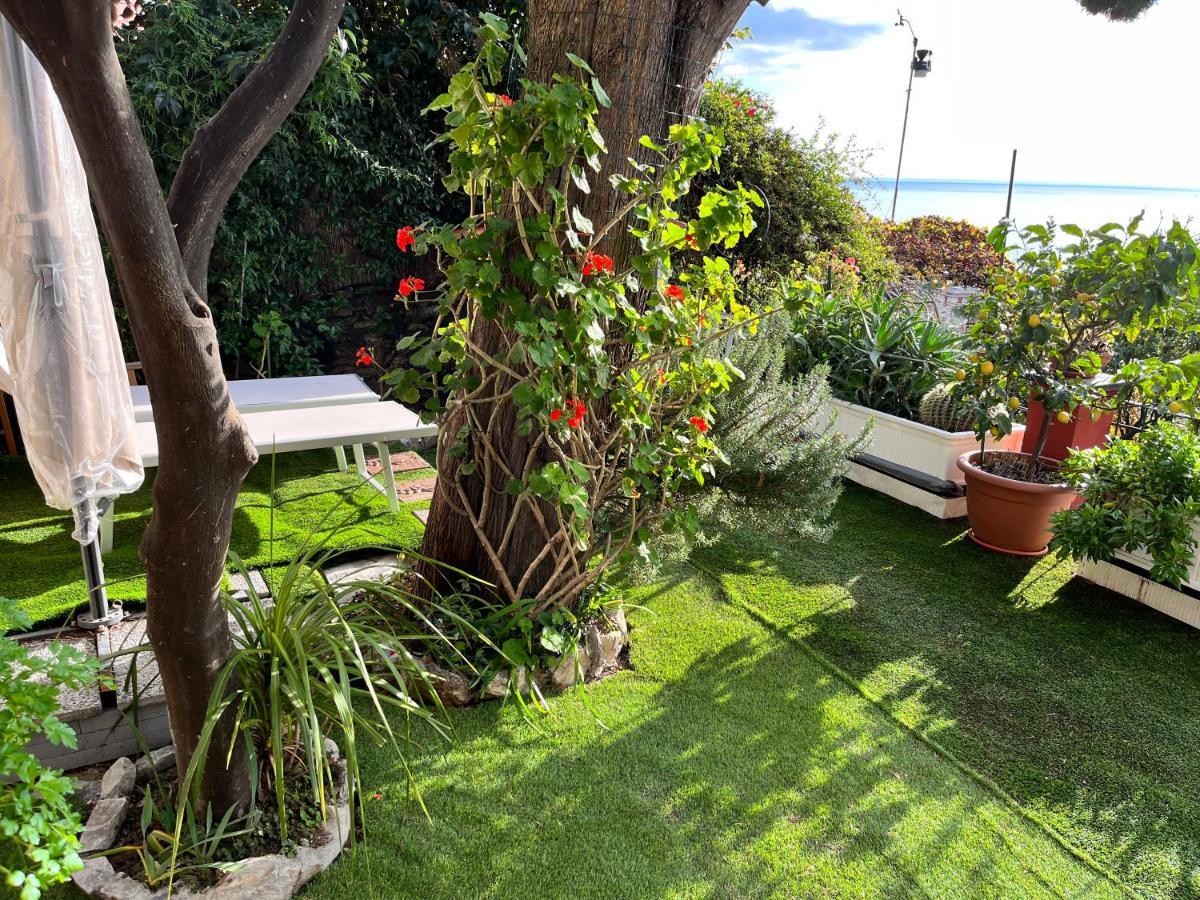 Bed and Breakfast Salotto Sul Mare Генуя Экстерьер фото